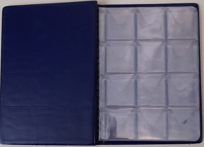 Klaser na monety 96 okienek 33x33 mm niebieski