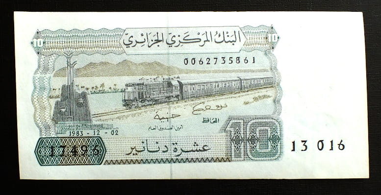 10 Dinarów - Algieria