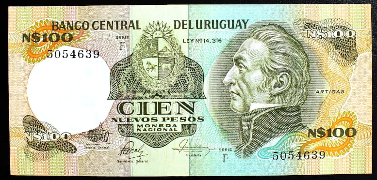 100 Nuevos Pesos - Urugwaj